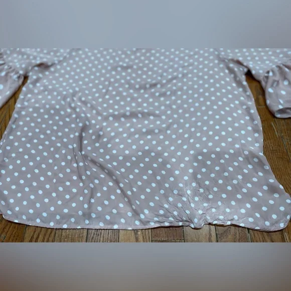 Violet & Claire Ruffle Sleeve Blouse - Pink and White - Picture 7 of 14